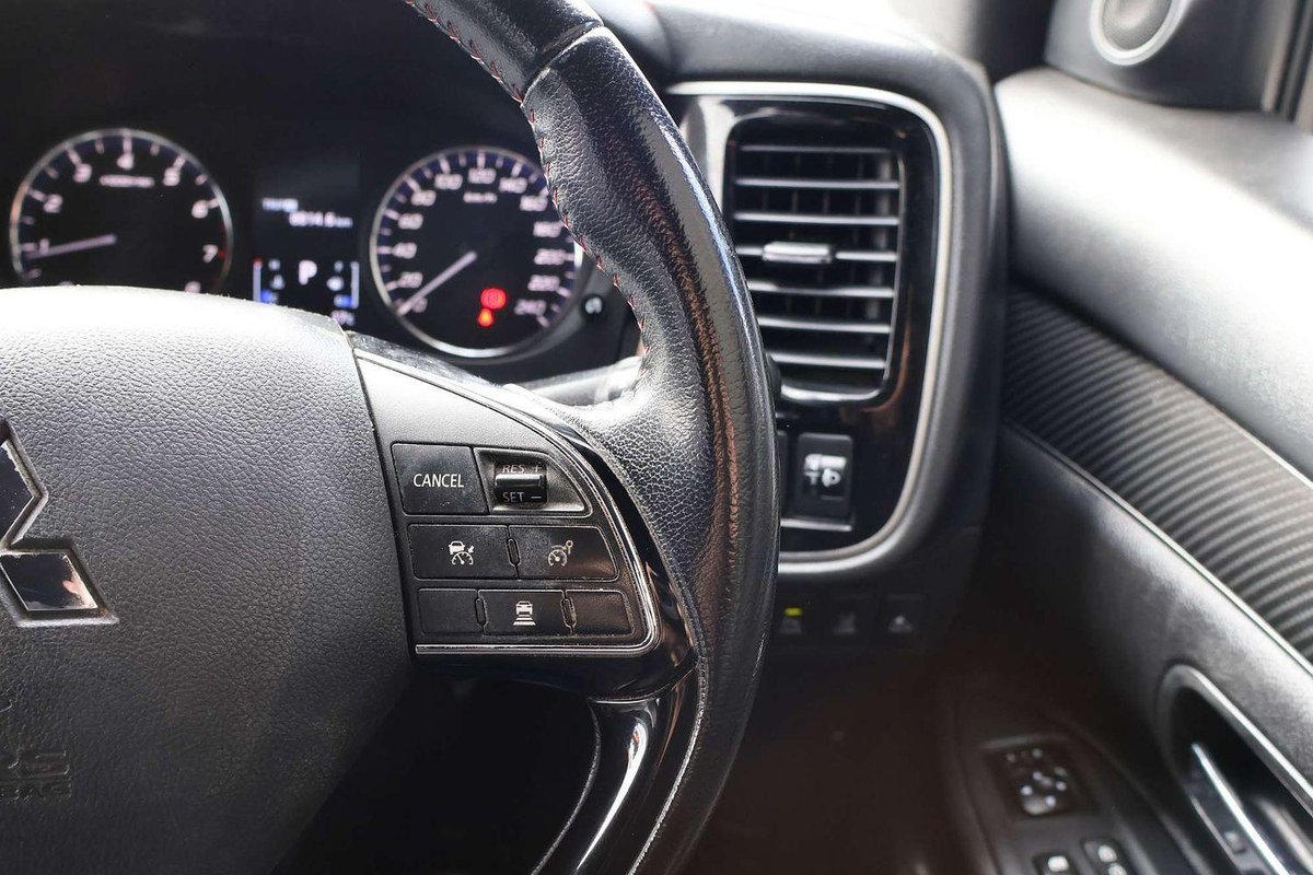 2020 Mitsubishi Outlander Black Edition ZL MY20 AWD image 19