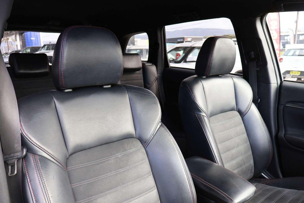 2020 Mitsubishi Outlander Black Edition ZL MY20 AWD image 11