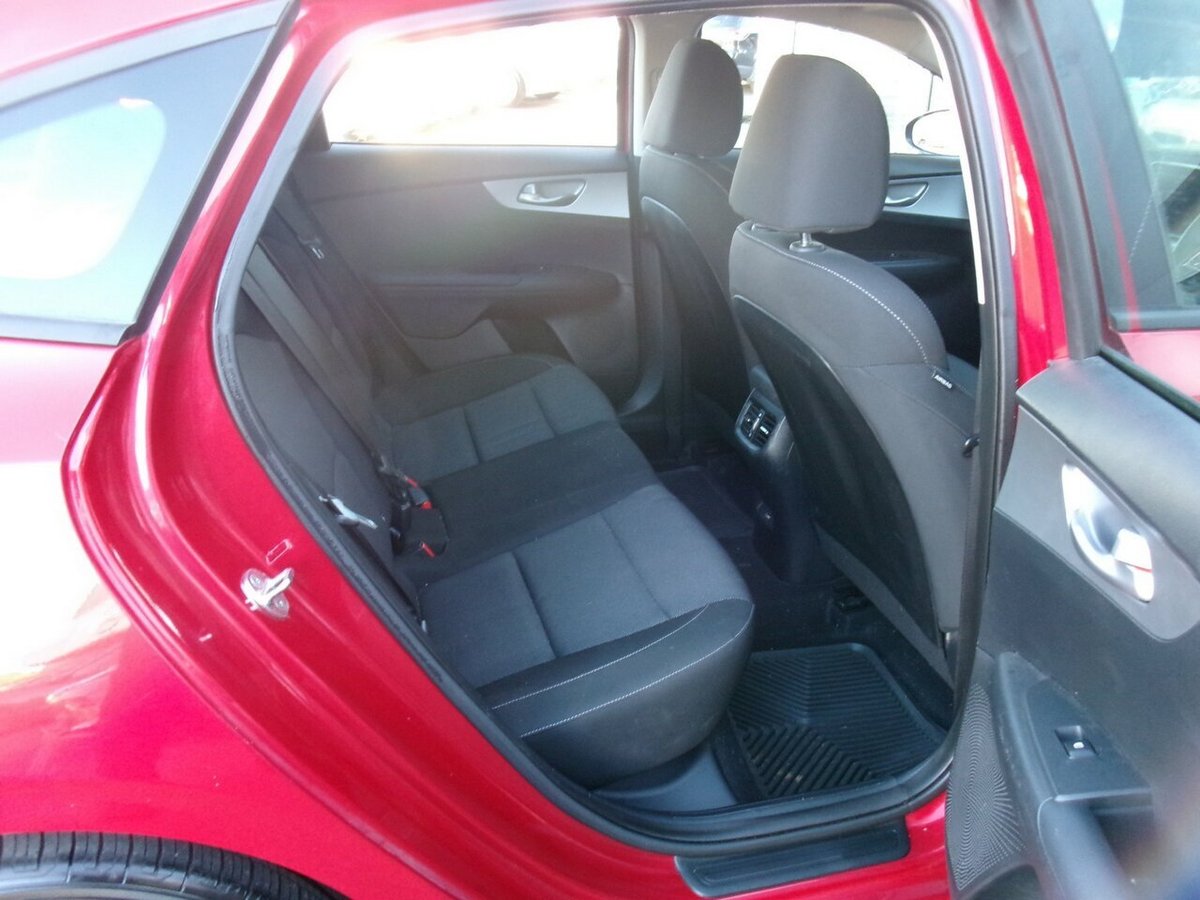 2022 Kia Cerato S BD MY22 image 10