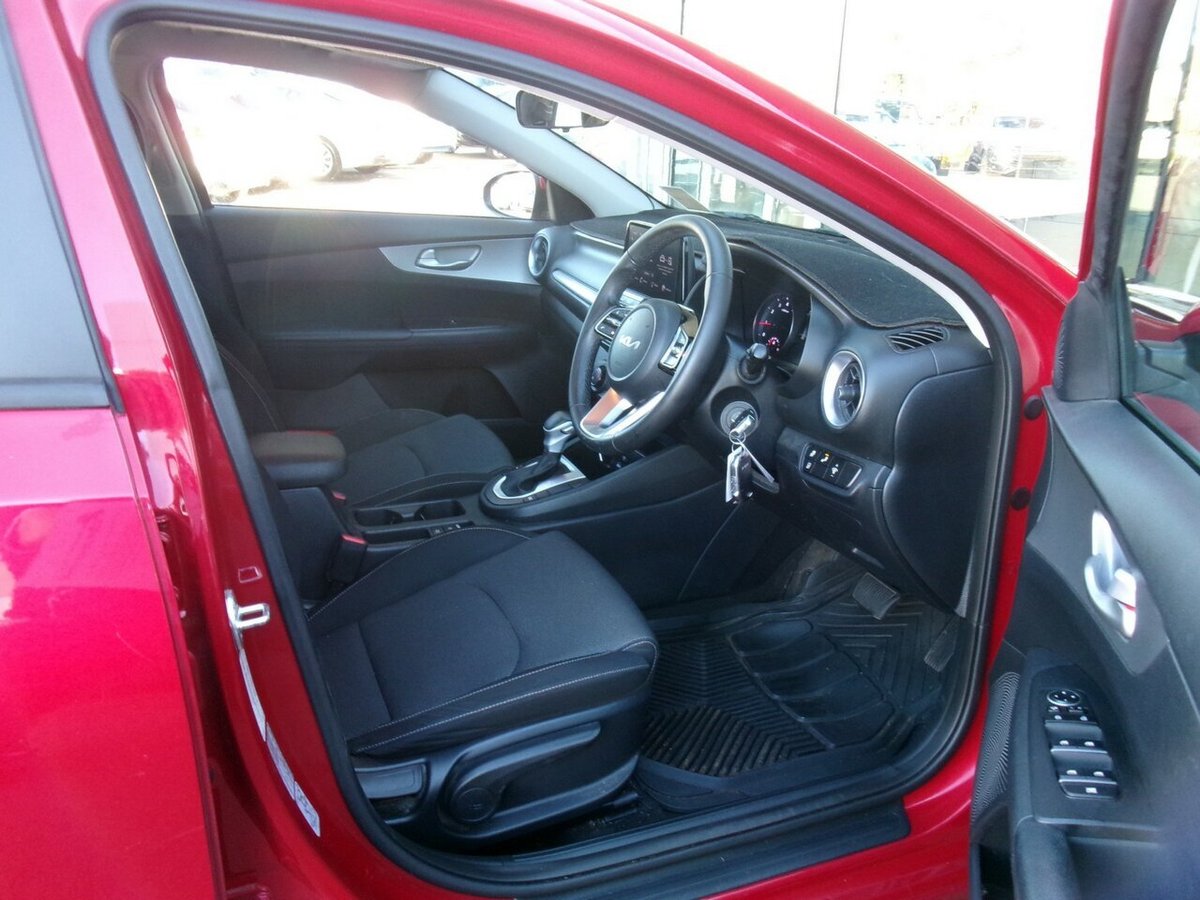 2022 Kia Cerato S BD MY22 image 9