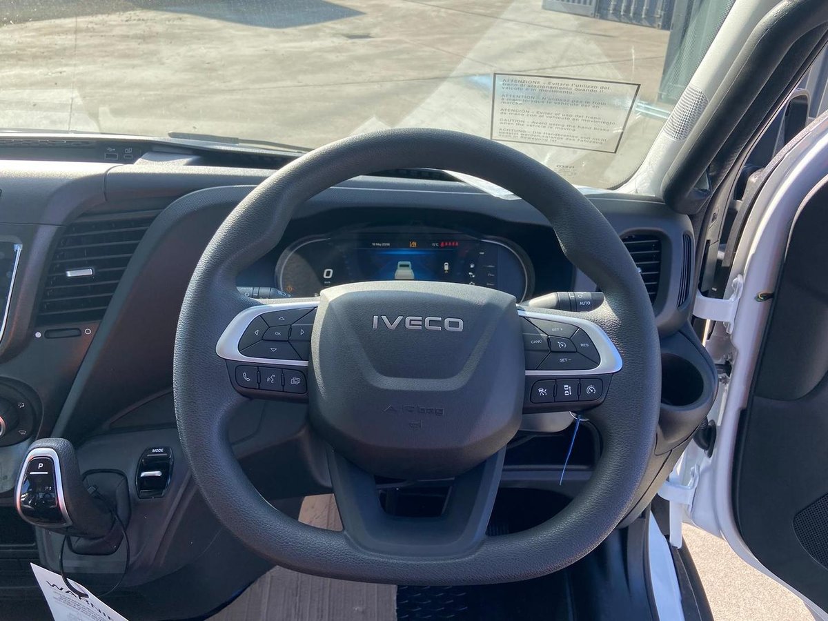 2026 Iveco Daily 45C18 Tradie Made image 12