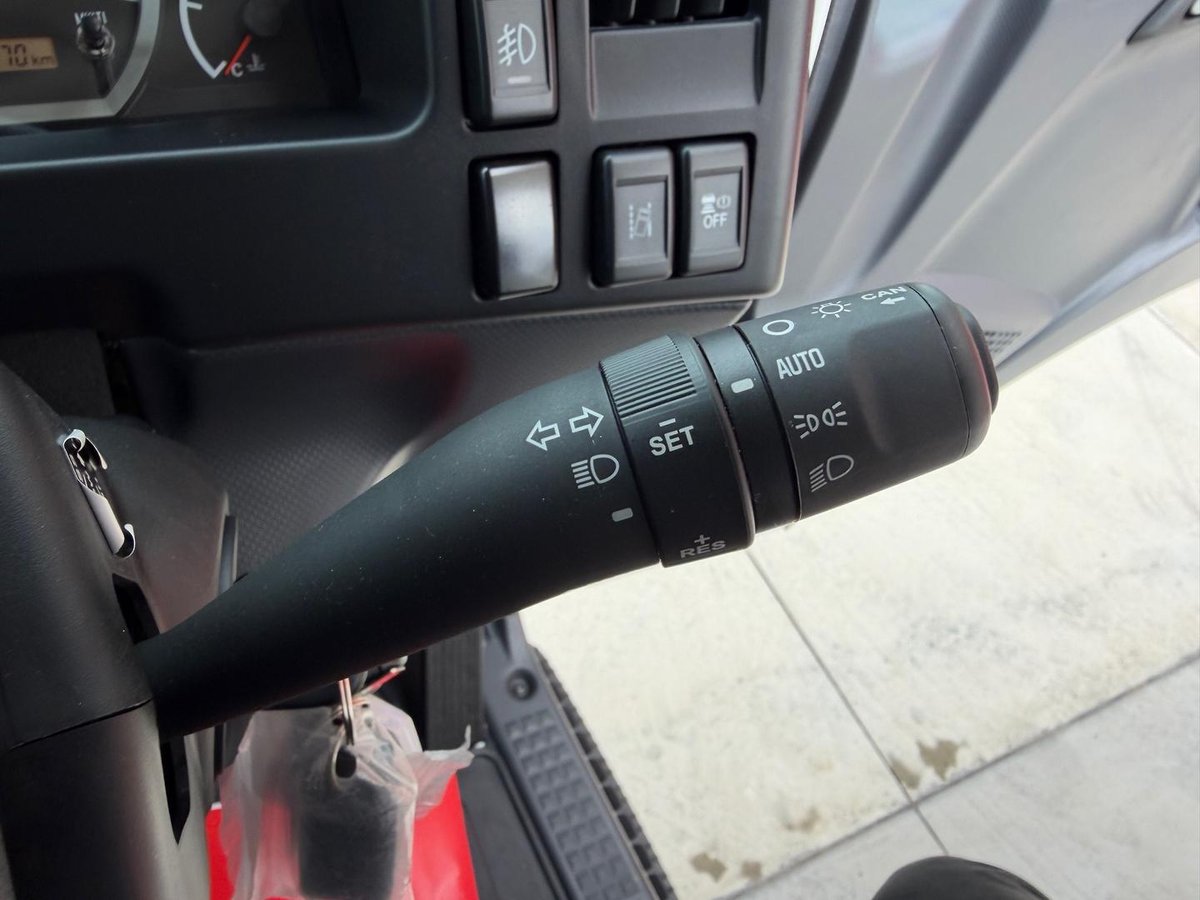 2025 Isuzu N Series NPR 65/45-190 image 18