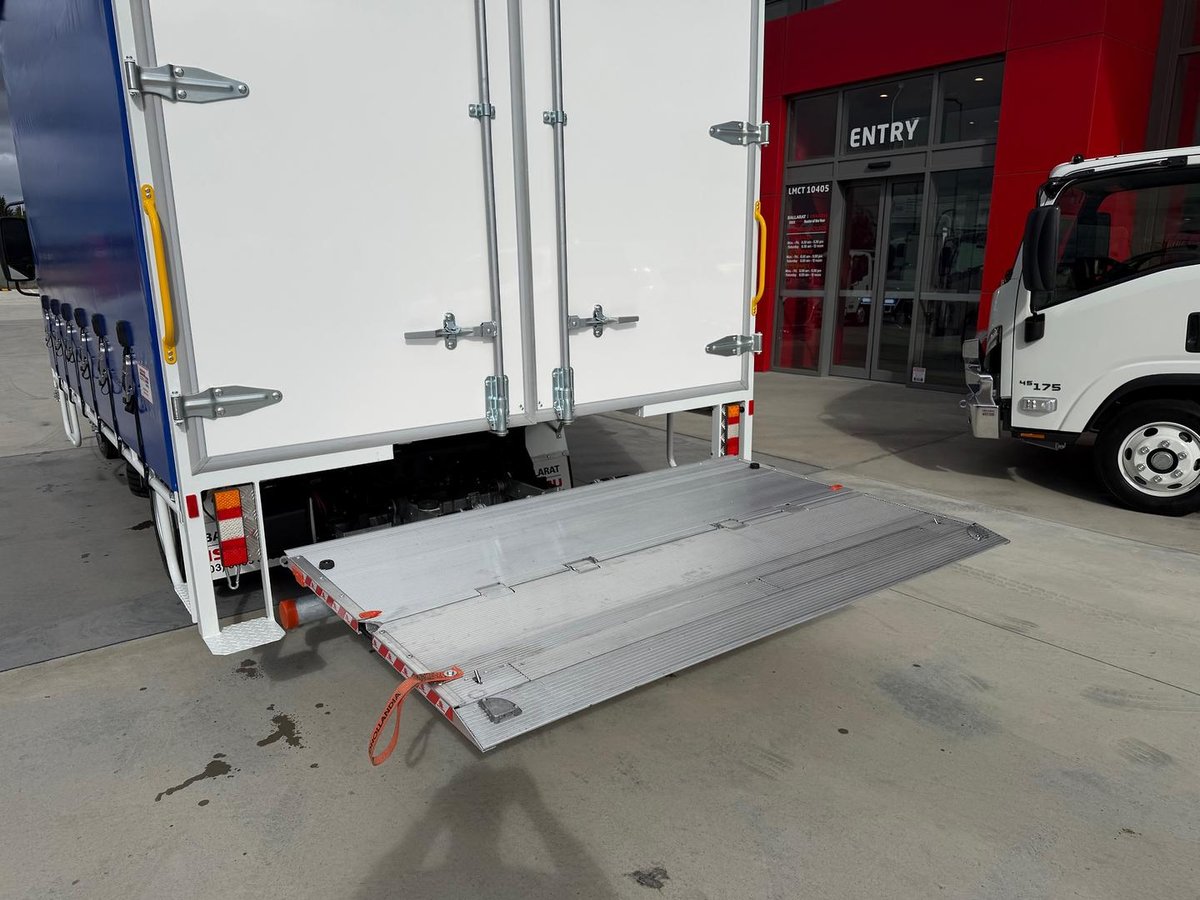 2025 Isuzu N Series NPR 65/45-190 image 19