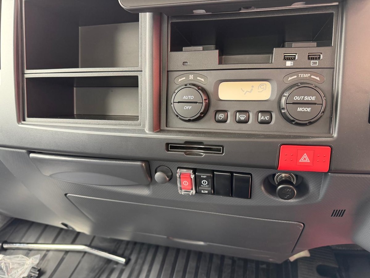 2025 Isuzu N Series NPR 65/45-190 image 14