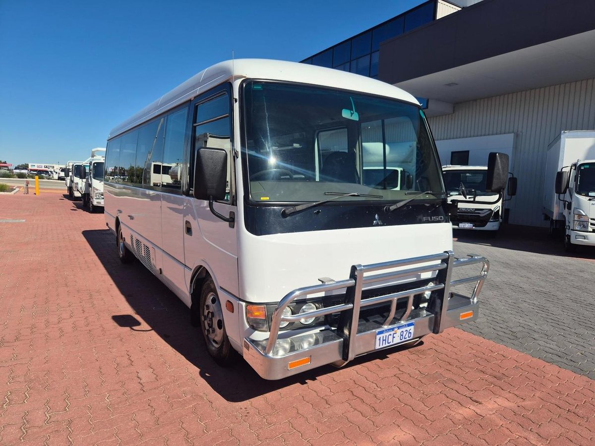 2012 Fuso Rosa 25 Seat Auto Deluxe Bus image 6