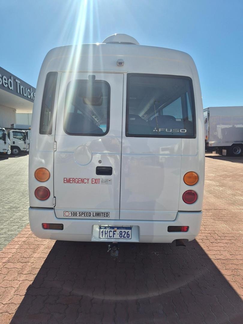 2012 Fuso Rosa 25 Seat Auto Deluxe Bus image 5