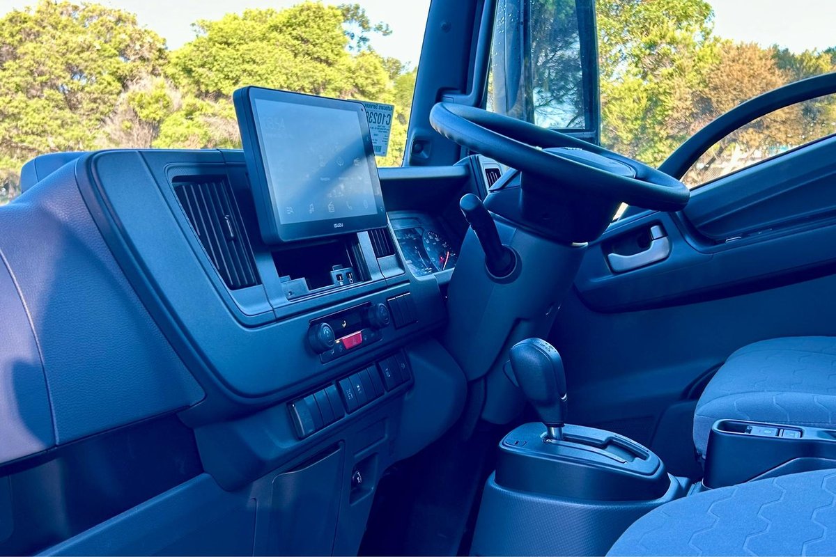 2026 Isuzu N Series NLR 45-150 DT D34 Traypack image 16