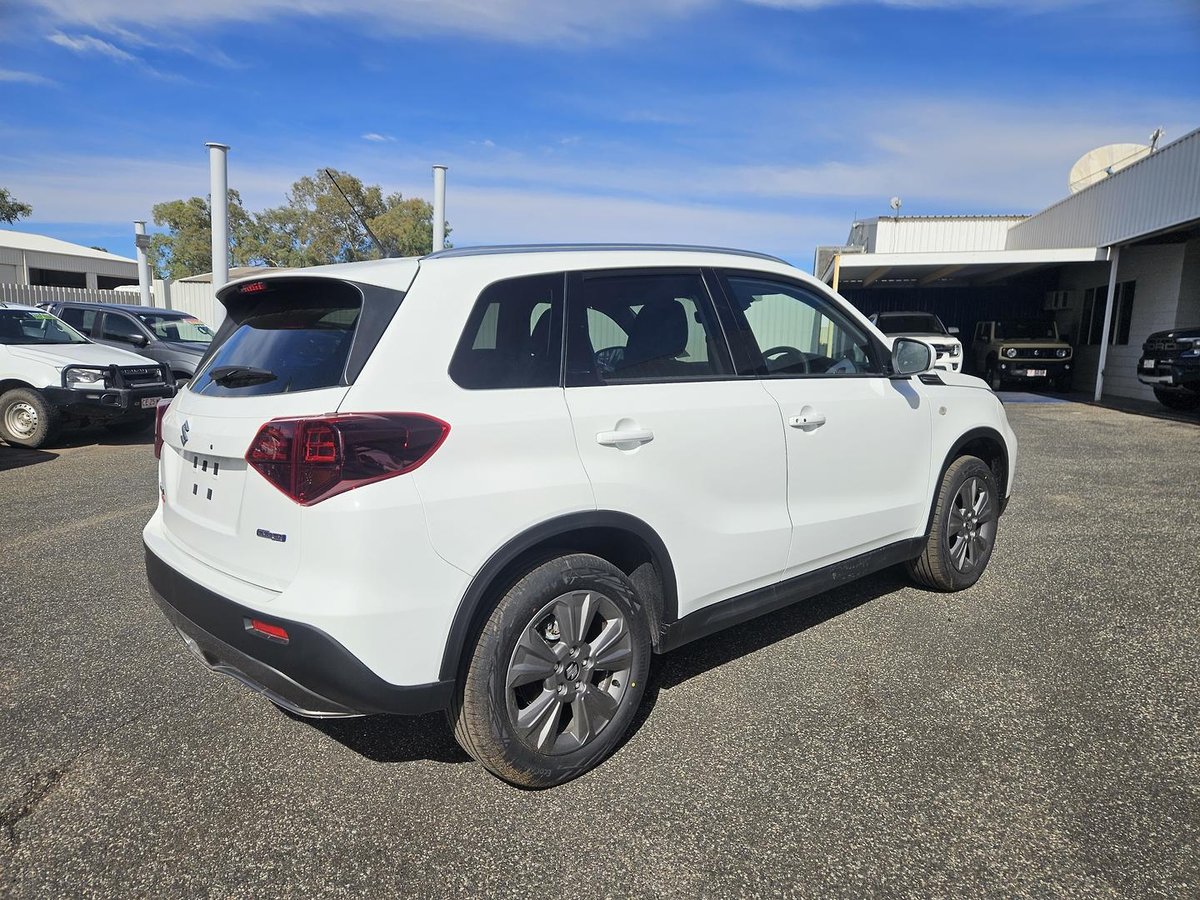 2026 Suzuki Vitara Turbo Hybrid LY Series II image 16