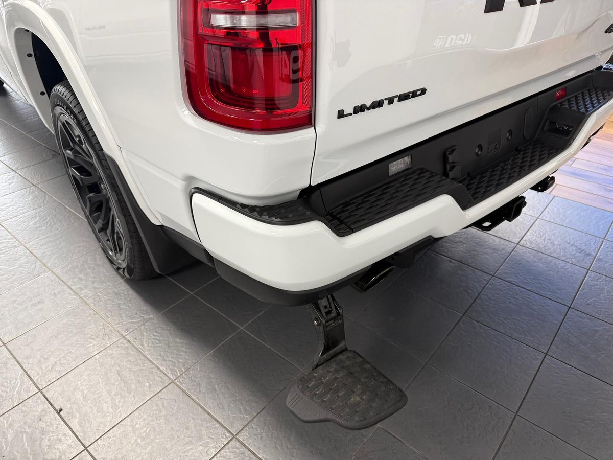 2026 RAM 1500 Limited Hurricane HO RamBox DT MY26 4X4 Dual Range image 13