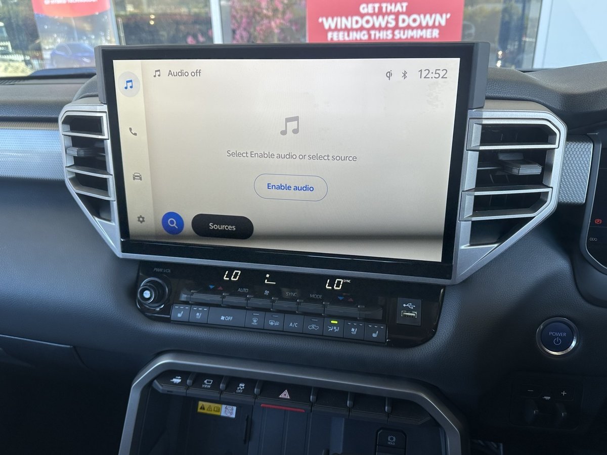 2023 Toyota Tundra Limited VXKH75L Four Wheel Drive image 17