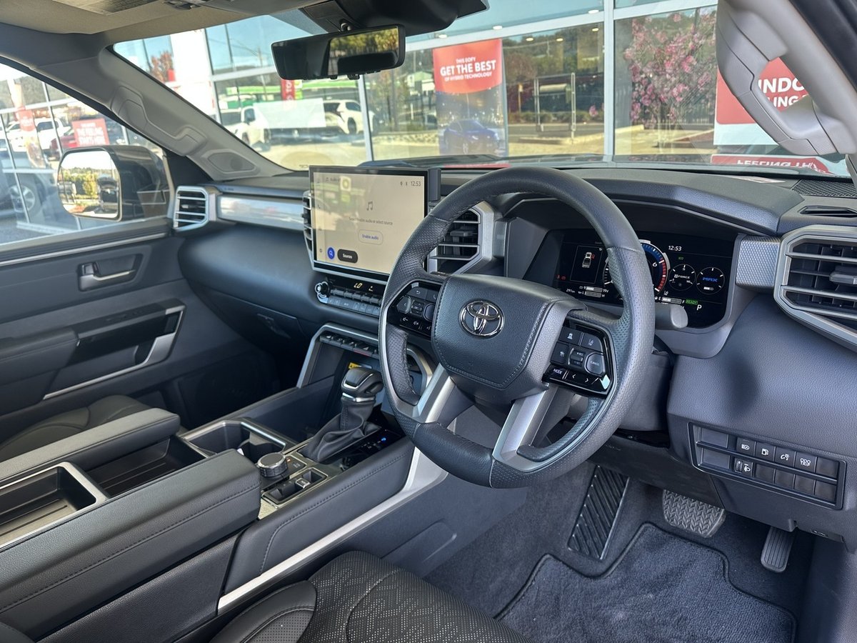 2023 Toyota Tundra Limited VXKH75L Four Wheel Drive image 22