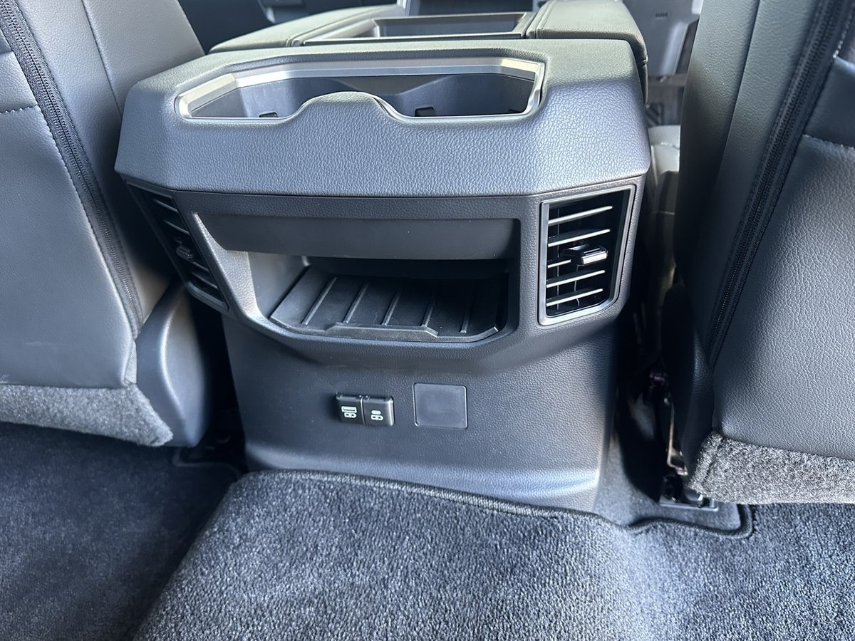 2023 Toyota Tundra Limited VXKH75L Four Wheel Drive image 25