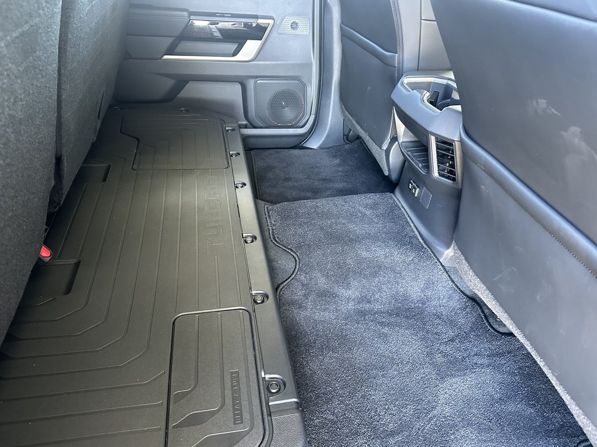 2023 Toyota Tundra Limited VXKH75L Four Wheel Drive image 26