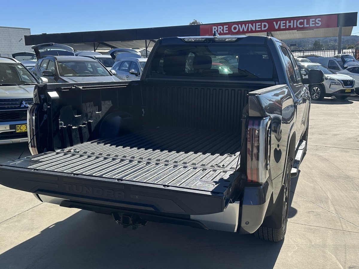 2023 Toyota Tundra Limited VXKH75L Four Wheel Drive image 9