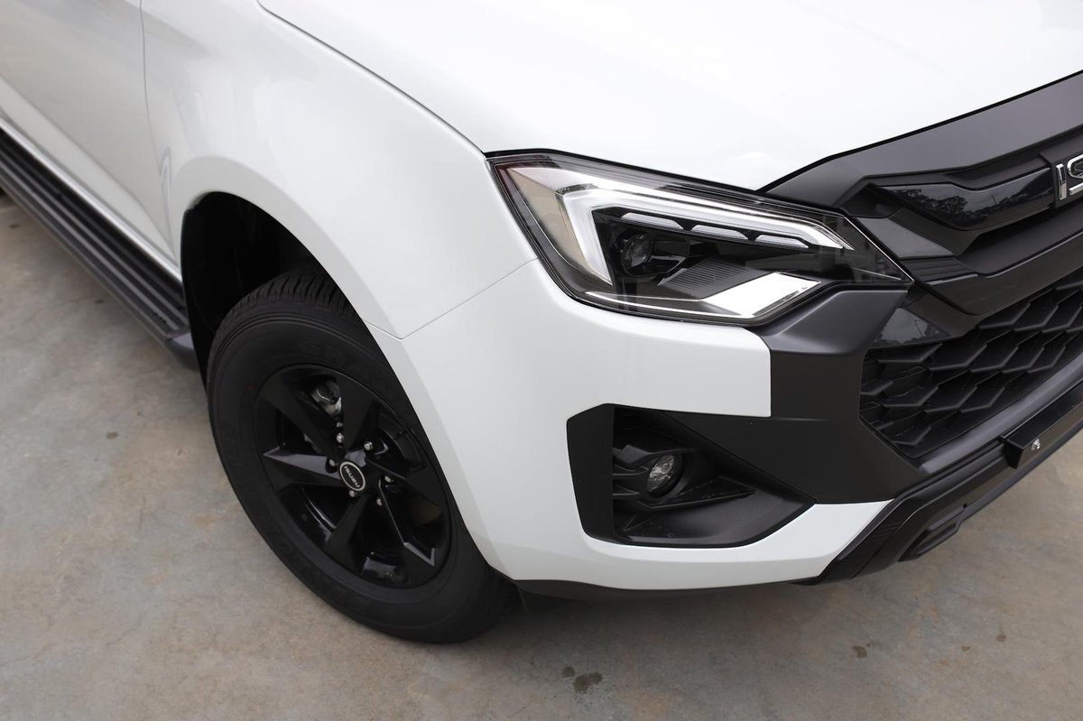 2025 Isuzu D-MAX X-RIDER MY25.5 4X4 Dual Range image 3