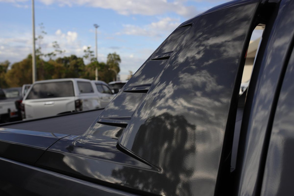 2025 Isuzu D-MAX X-TERRAIN MY25.5 4X4 Dual Range image 16