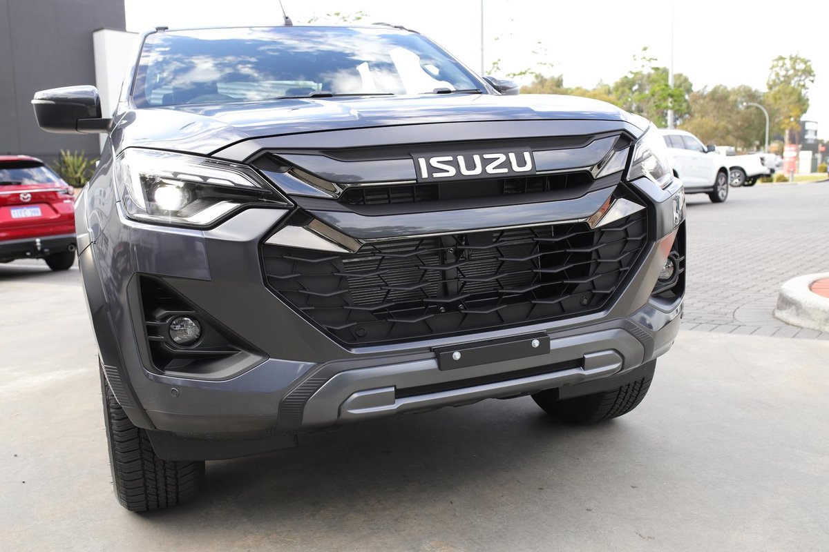 2025 Isuzu D-MAX X-TERRAIN MY25.5 4X4 Dual Range image 14