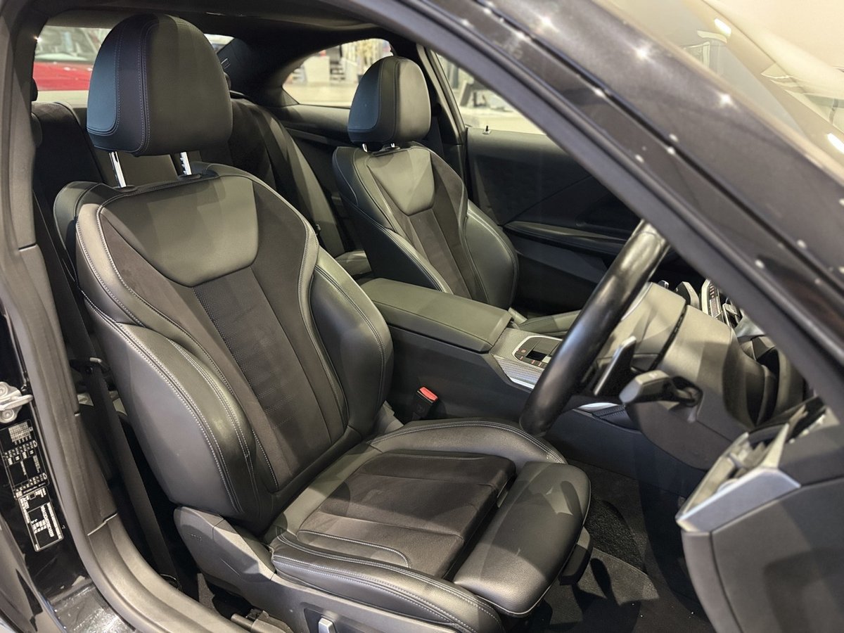 2022 BMW 2 Series 220i M Sport G42 image 11