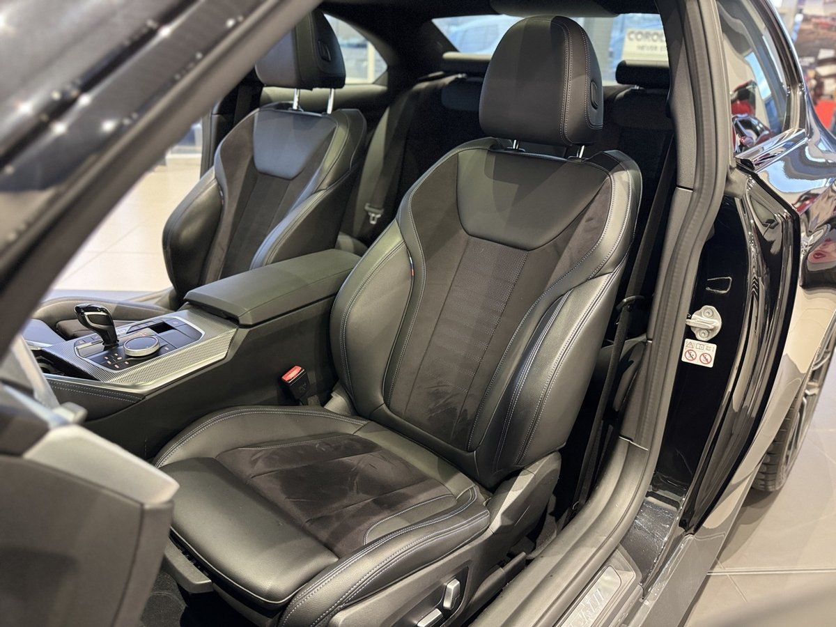 2022 BMW 2 Series 220i M Sport G42 image 19