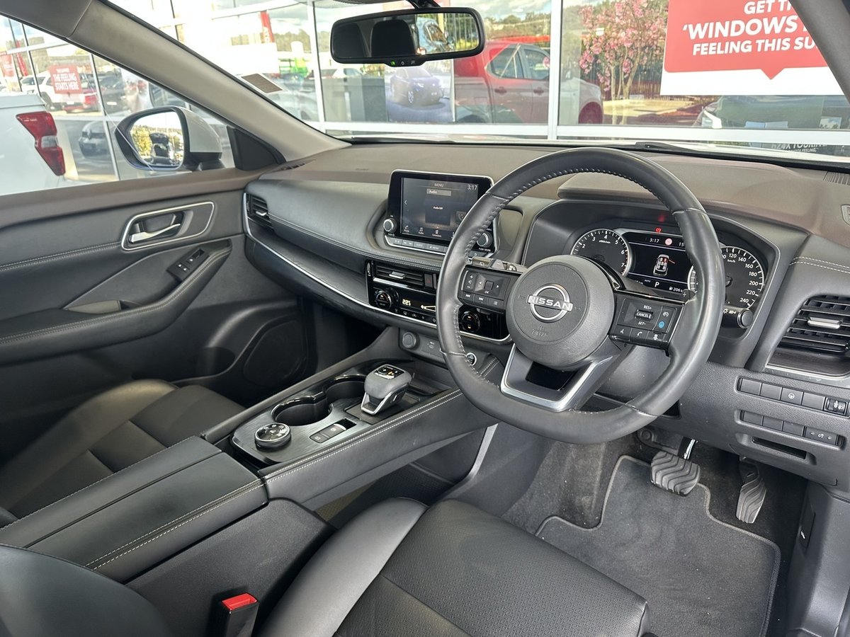 2023 Nissan X-TRAIL ST-L T33 MY23 4X4 On Demand image 16