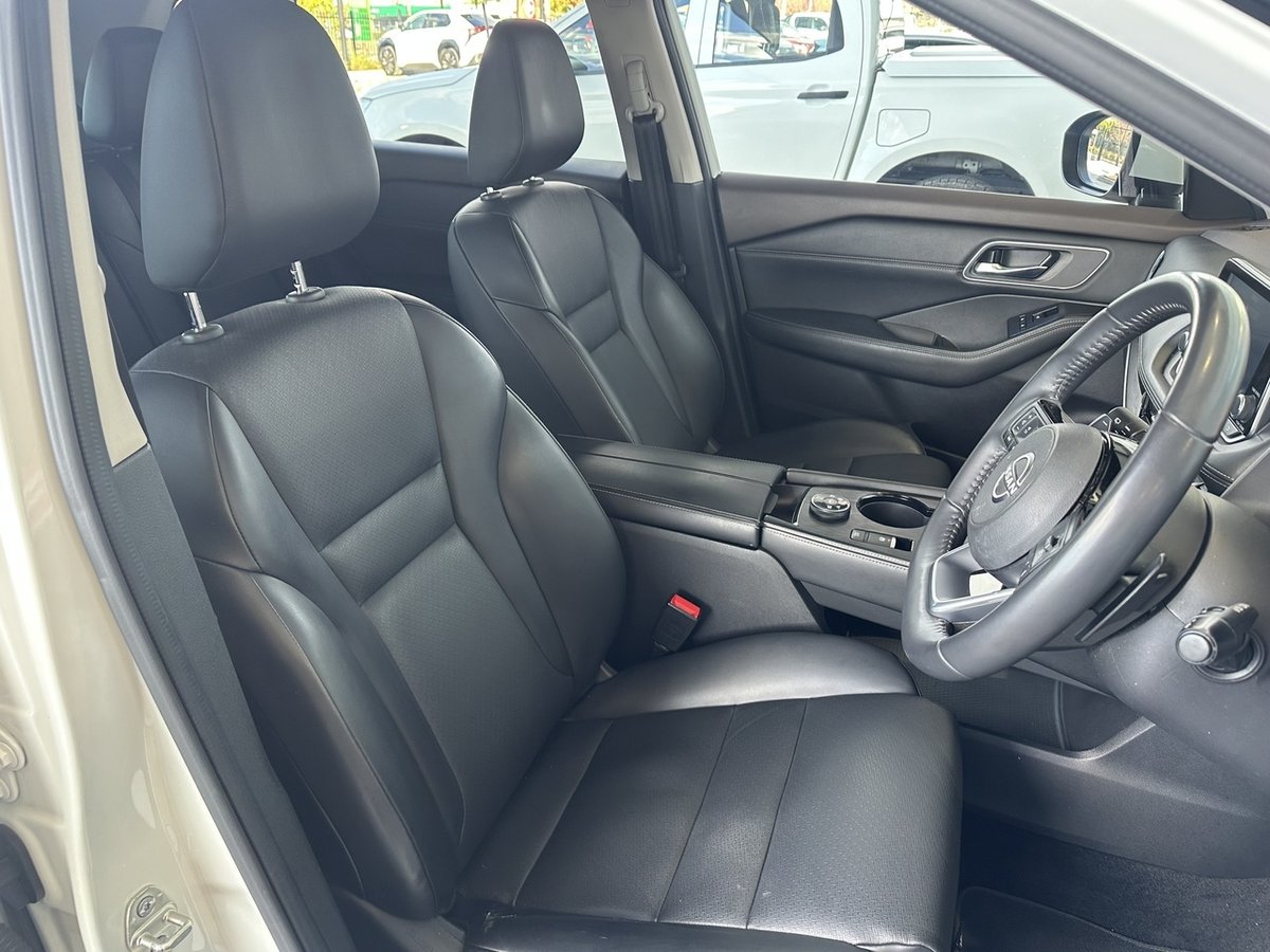 2023 Nissan X-TRAIL ST-L T33 MY23 4X4 On Demand image 17
