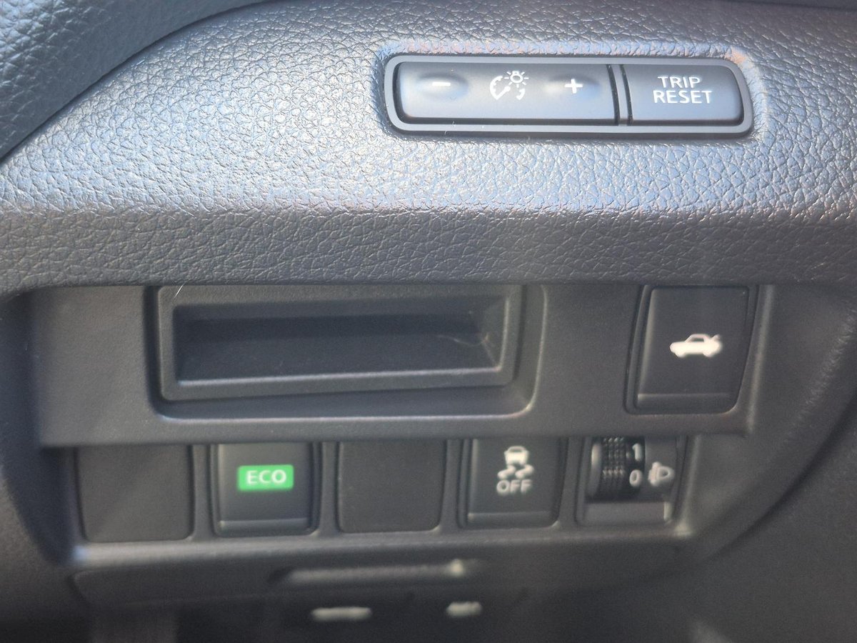 2016 Nissan Altima ST L33 image 17