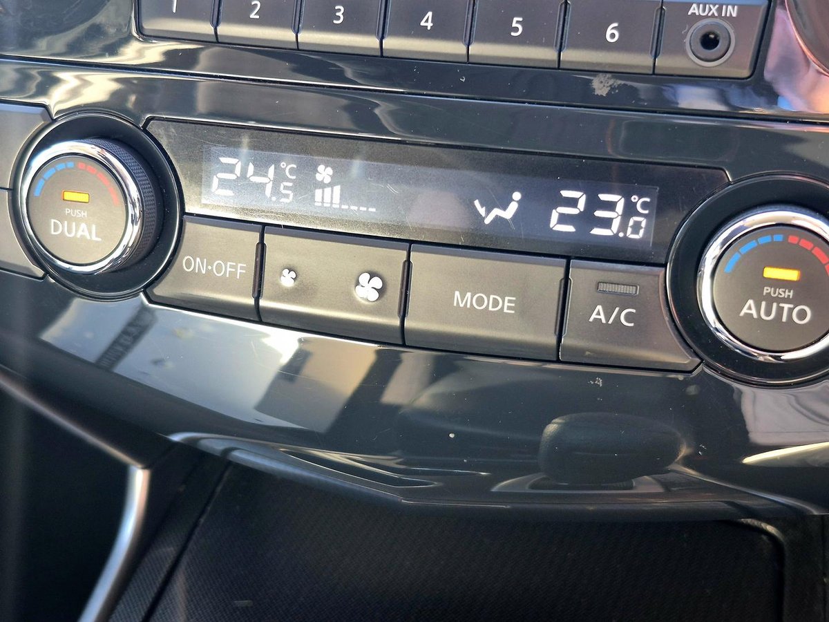 2016 Nissan Altima ST L33 image 12