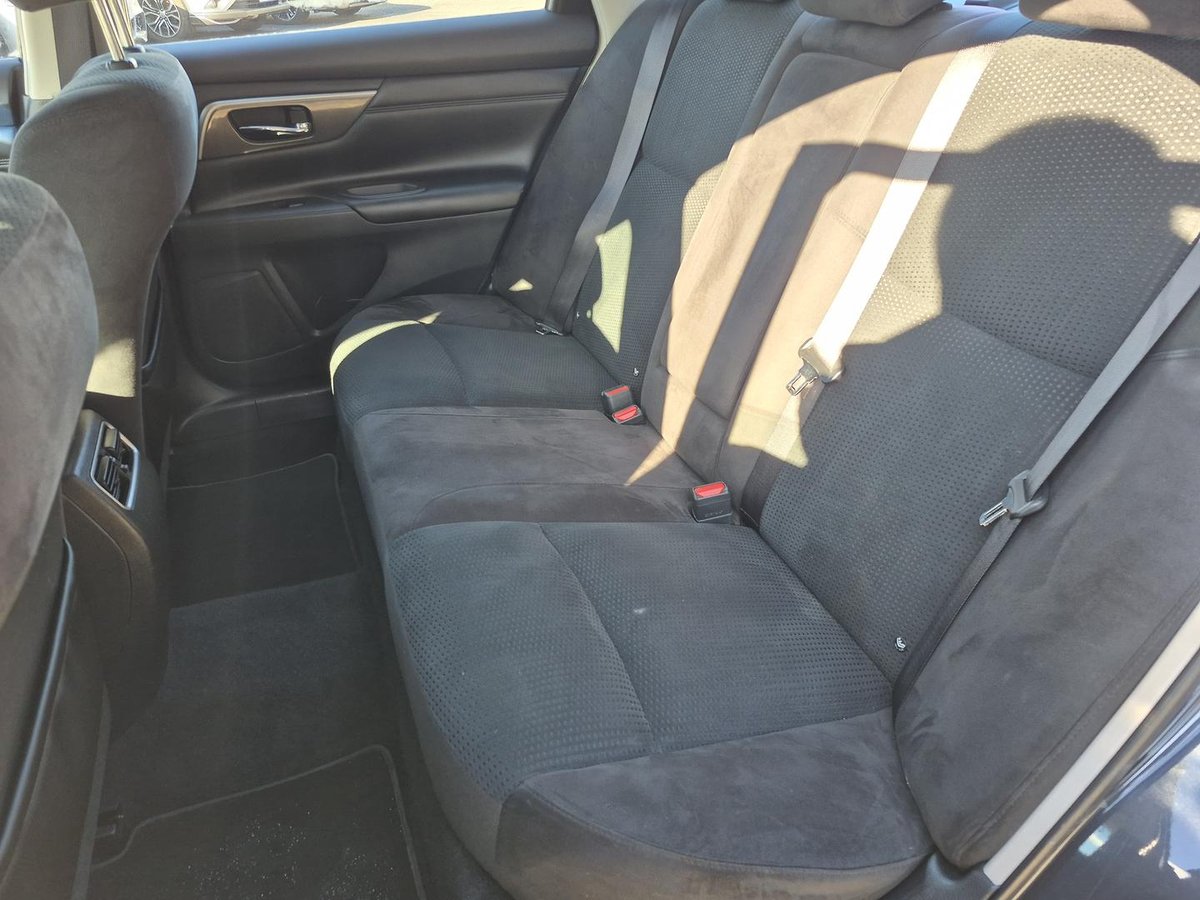 2016 Nissan Altima ST L33 image 8