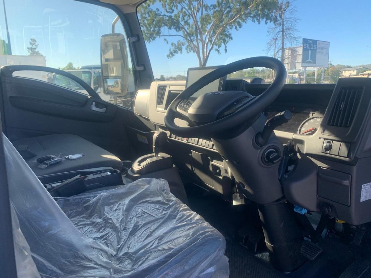 2026 Isuzu Nnr 45-150 Dt C34 Tray image 9
