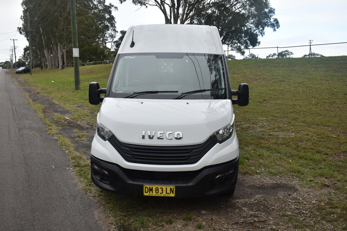 2023 Iveco Daily 35S14V image 4