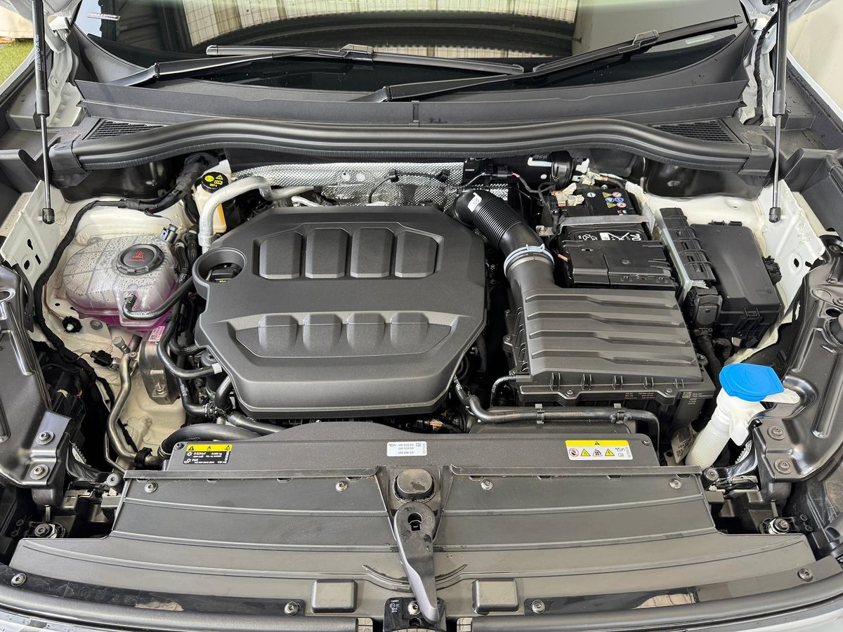 2026 Volkswagen Tiguan 195TSI R-Line CT MY26 Four Wheel Drive image 19
