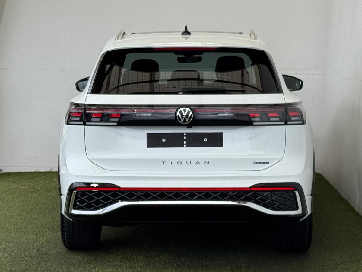 2026 Volkswagen Tiguan 195TSI R-Line CT MY26 Four Wheel Drive image 12