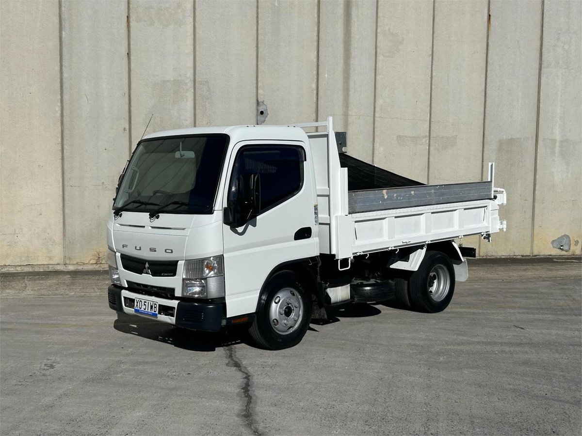 2018 Mitsubishi Canter 615