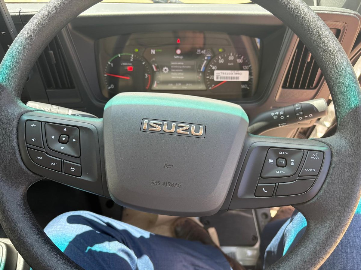 2026 Isuzu F Series image 16