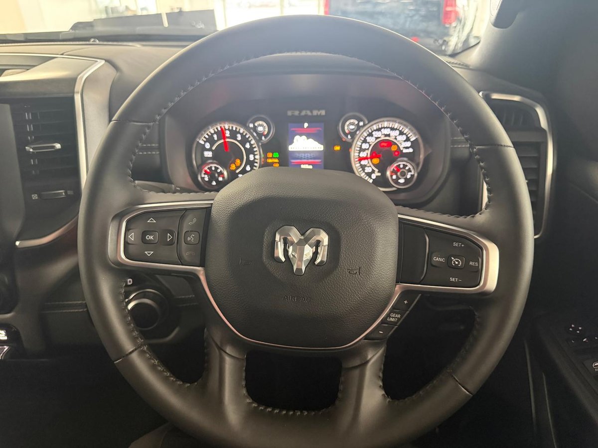 2024 RAM 1500 Big Horn DT MY24 4X4 Dual Range image 19