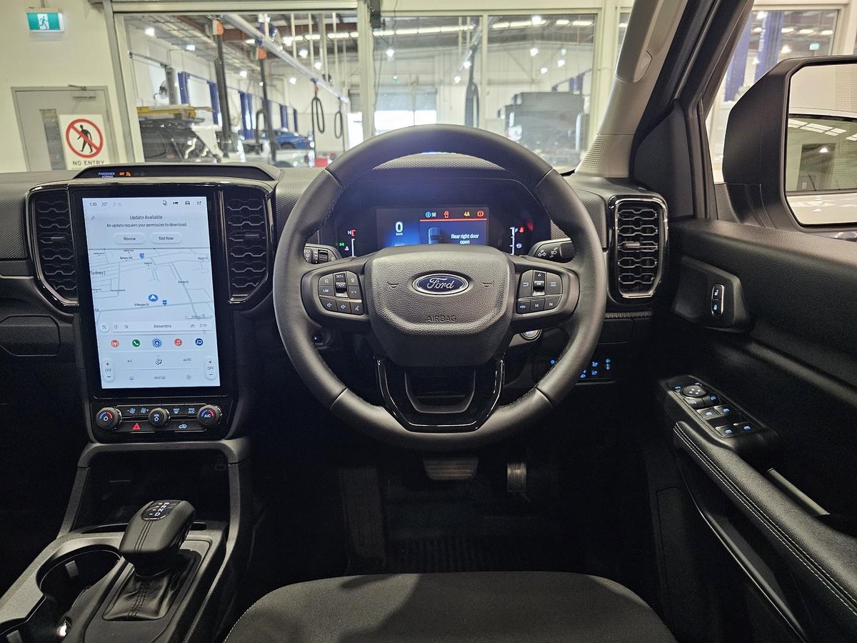 2025 Ford Ranger Super Duty 2026.00MY 4X4 Dual Range image 13