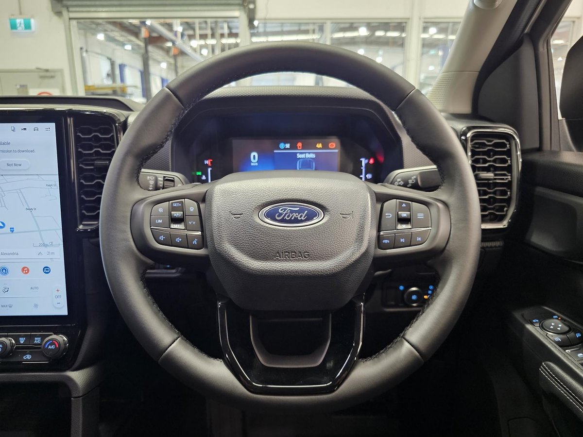 2025 Ford Ranger Super Duty 2026.00MY 4X4 Dual Range image 14