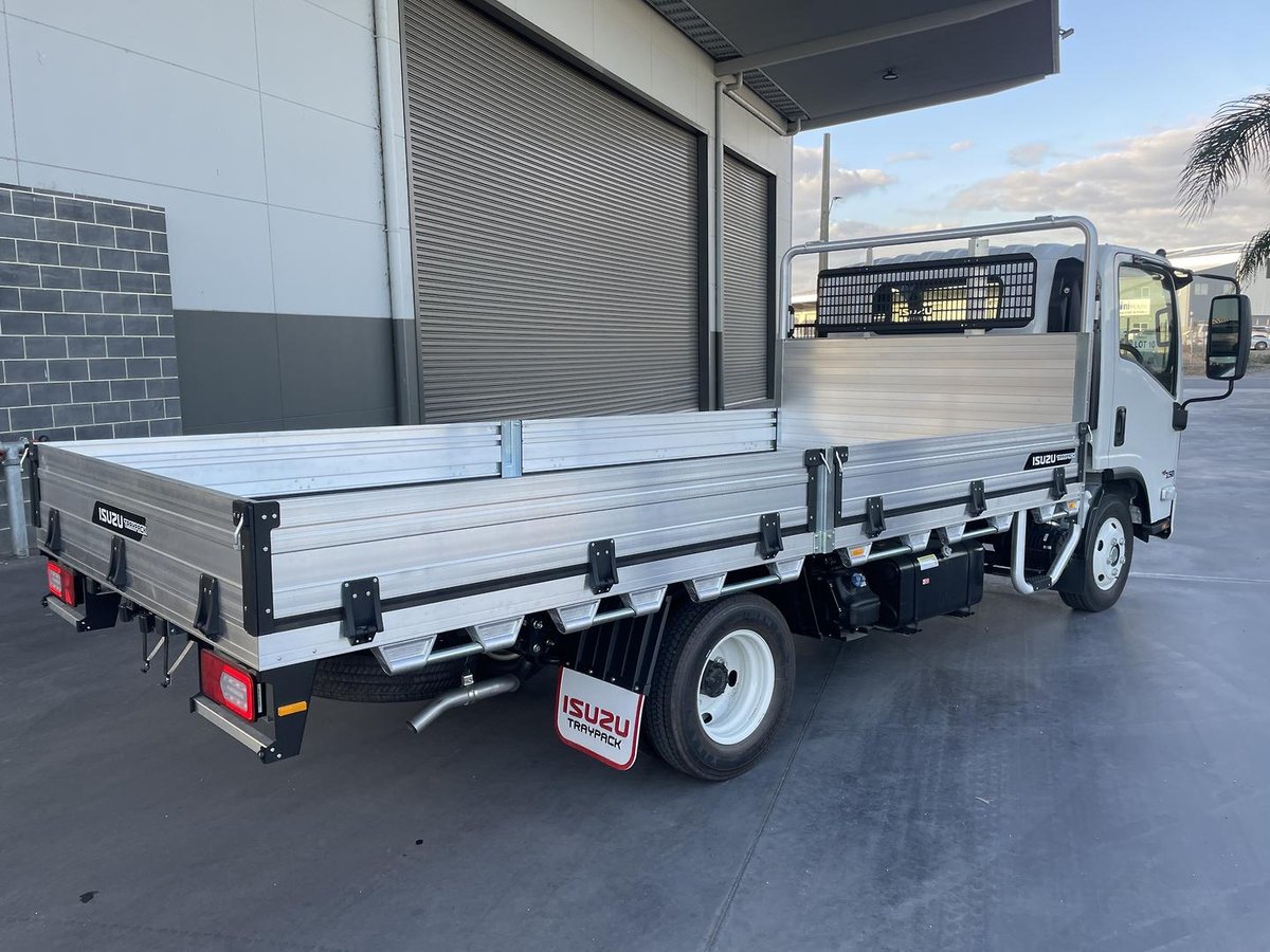 2026 Isuzu N Series image 10
