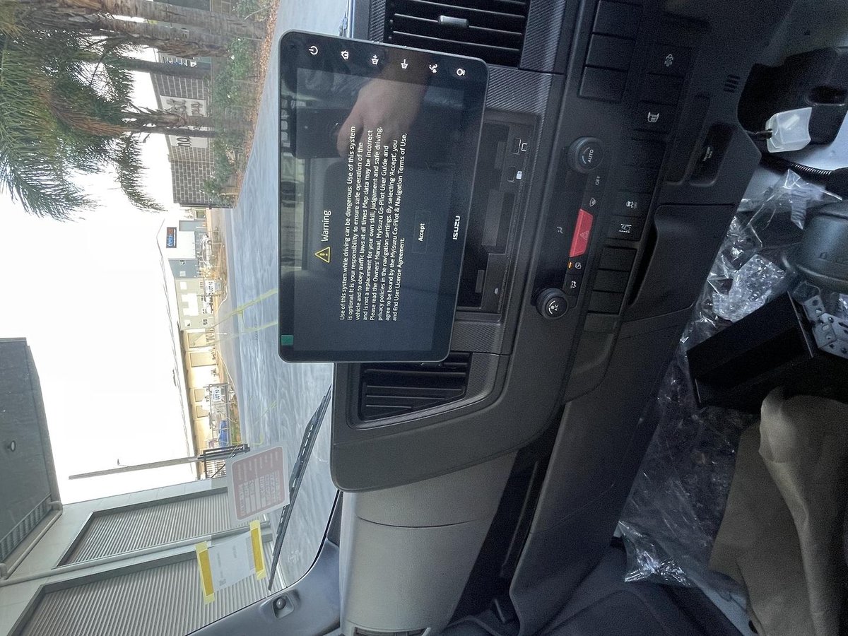 2026 Isuzu N Series image 13