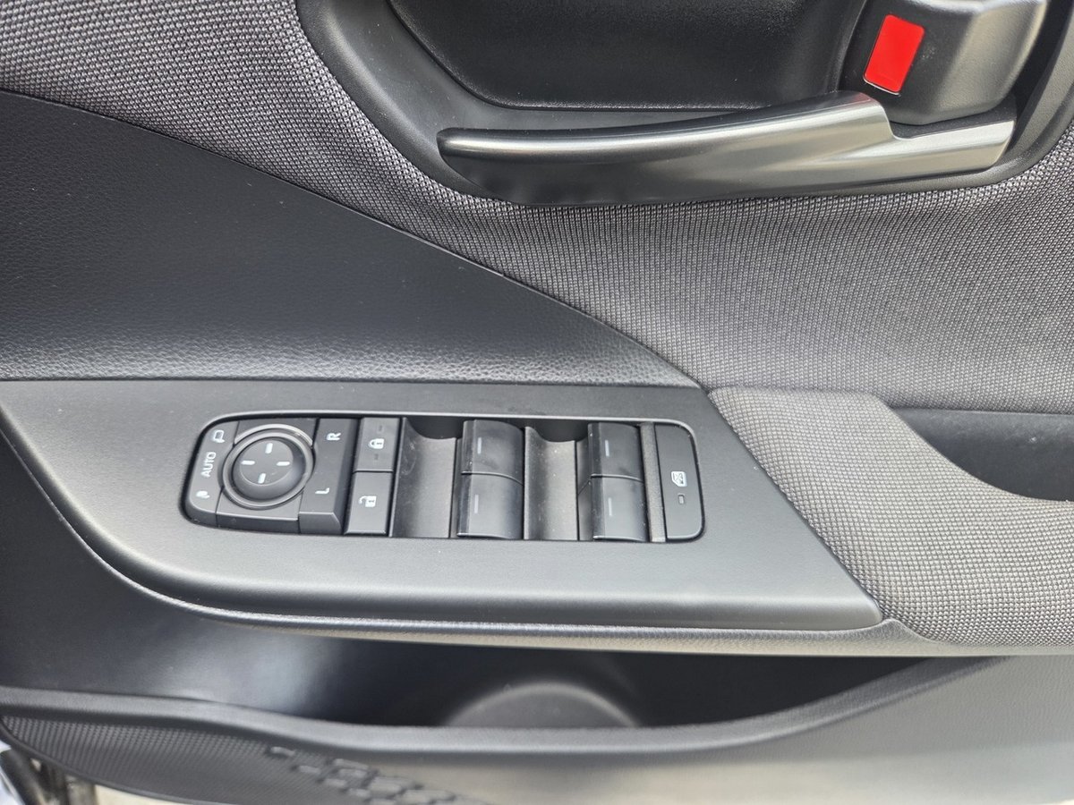 2024 Toyota C-HR GXL-2WD 1.8L Auto CVT Wagon image 21