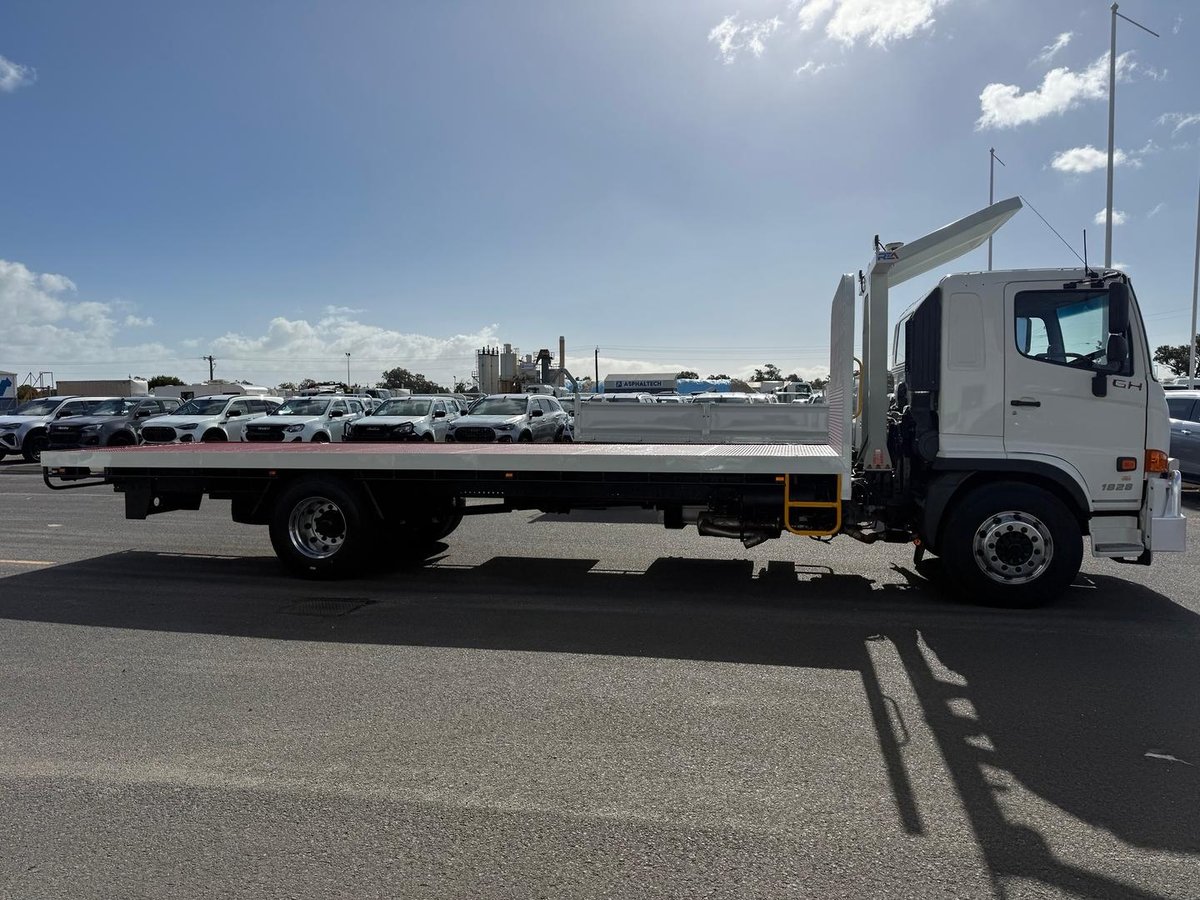 2020 Hino 500 Series GH1828 Auto image 13