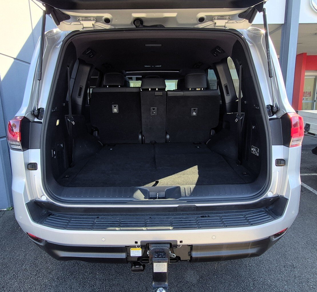 2021 Toyota Landcruiser image 26