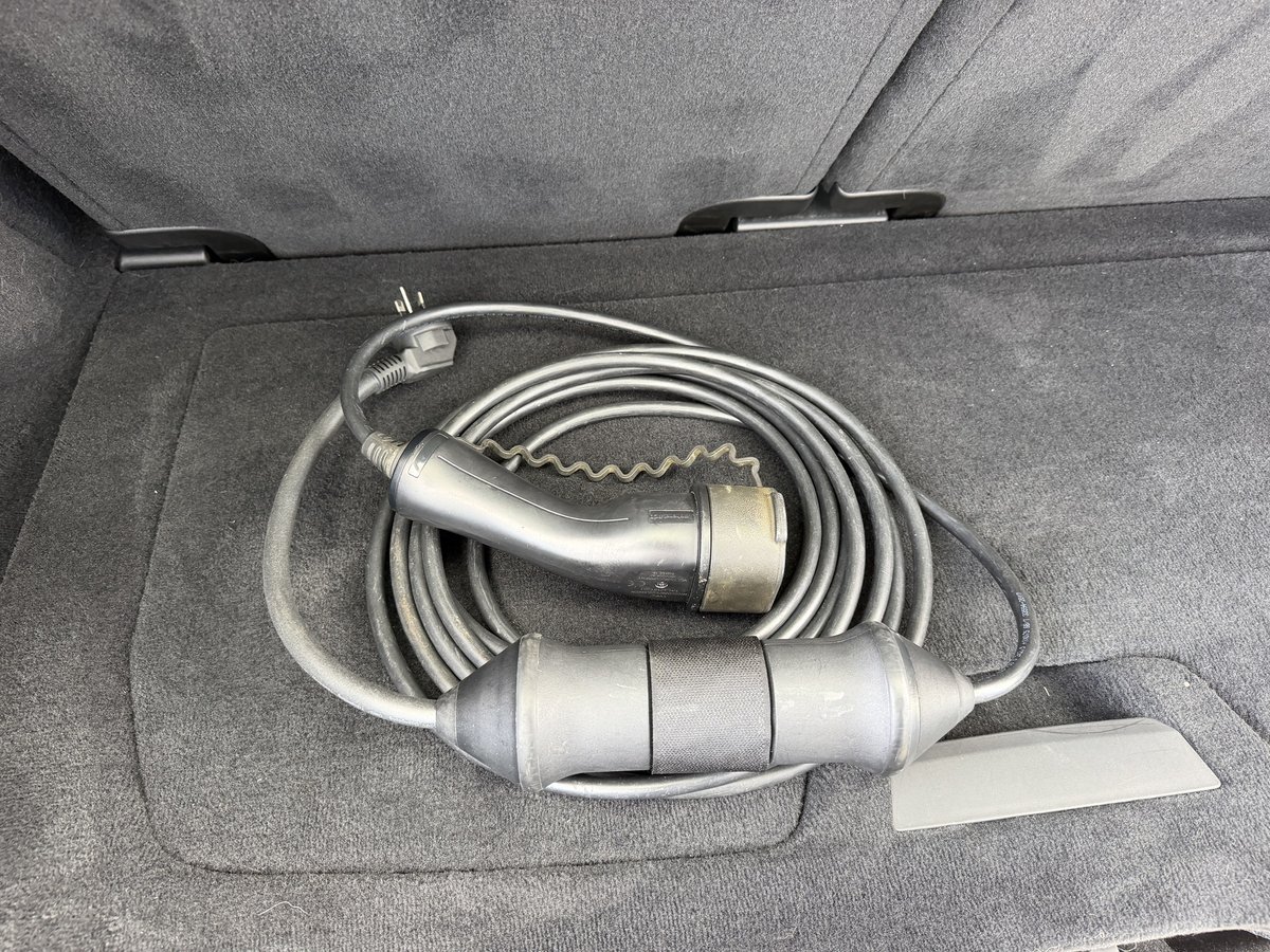2020 Volvo XC90 T8 Recharge PHEV (AWD) 256 MY21 image 26