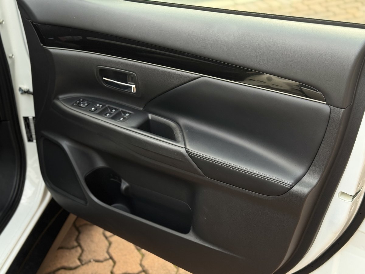2020 Mitsubishi Outlander LS ZL MY20 AWD image 15