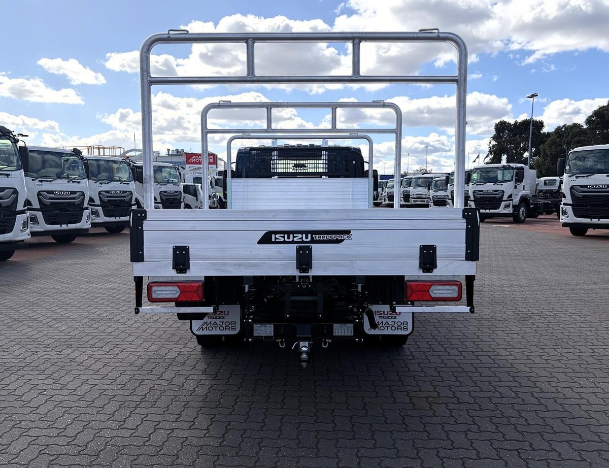 2026 Isuzu Npr 45/65-175  Dt D34 Trade Pack image 10