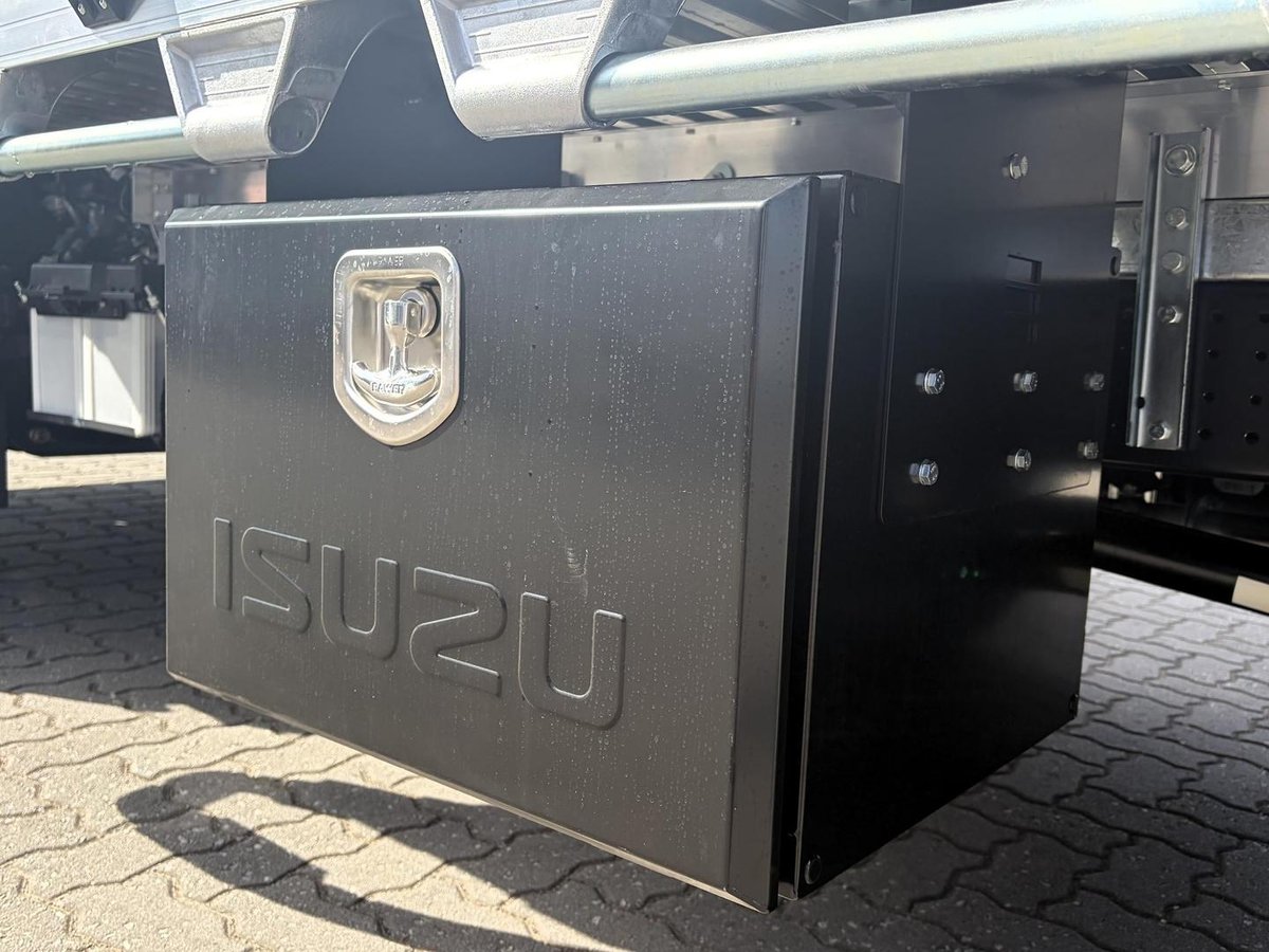 2026 Isuzu Npr 45/65-175  Dt D34 Trade Pack image 7