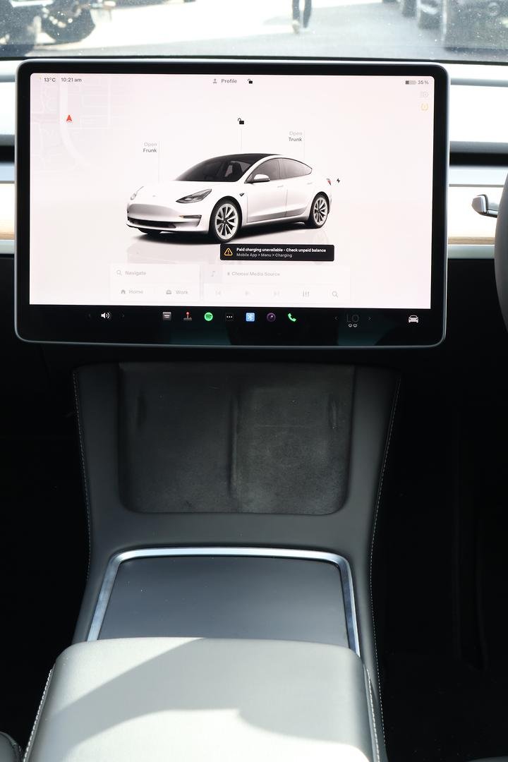 2022 Tesla Model 3 Long Range AWD image 16