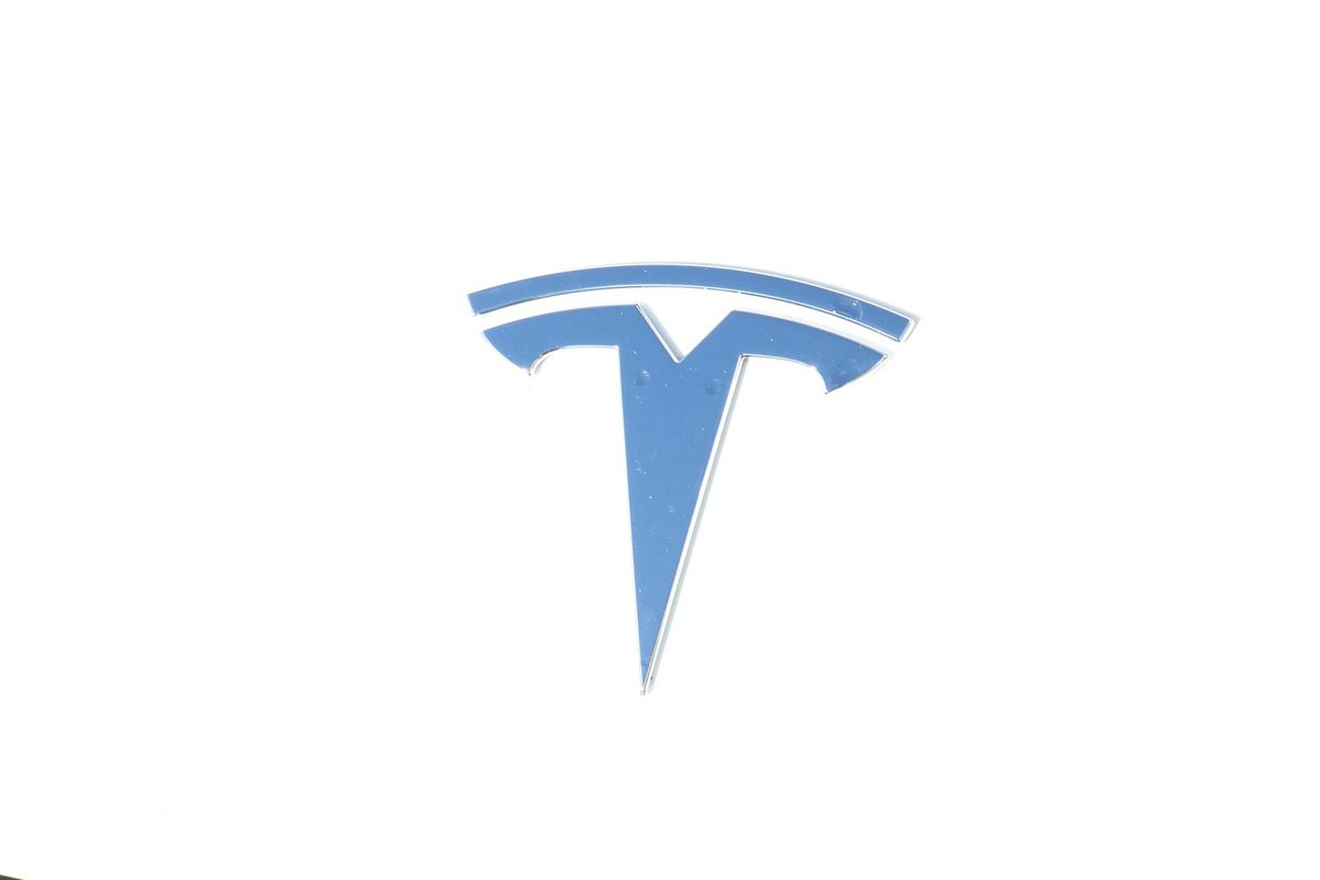 2022 Tesla Model 3 Long Range AWD image 33