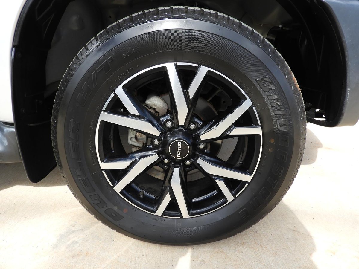 2020 Isuzu MU-X LS-T MY19 4X4 Dual Range image 20