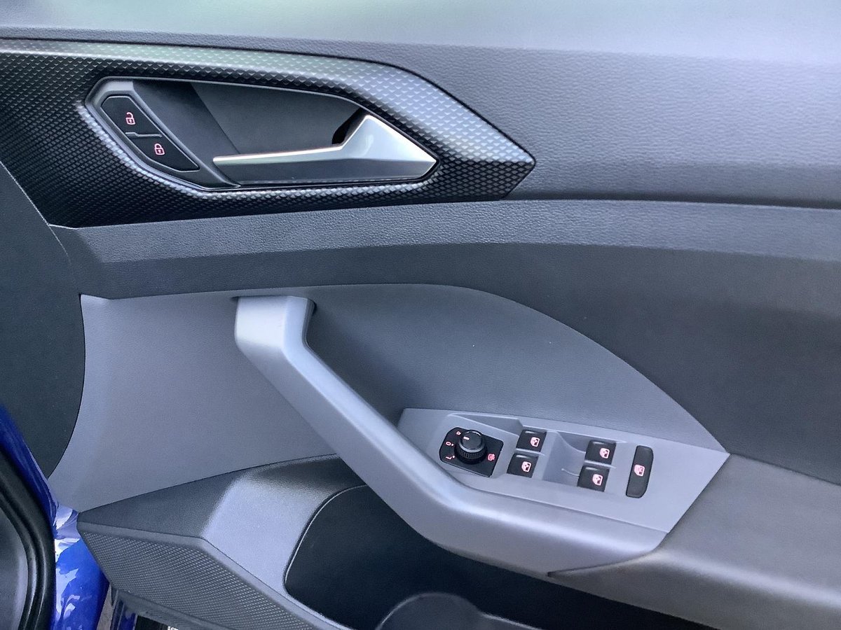 2020 Volkswagen T-Cross 85TSI Life C11 MY20 image 17